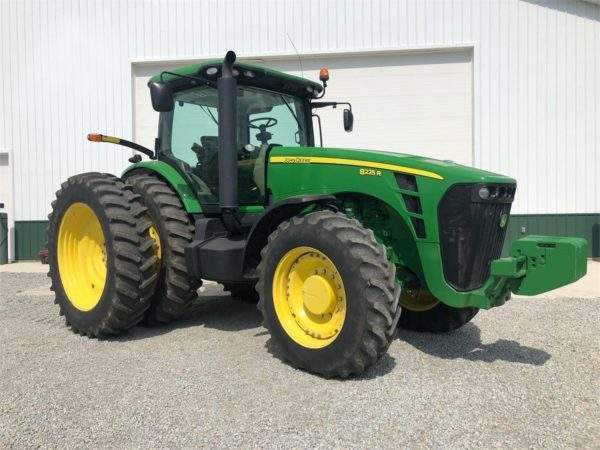 John Deere 8225R Tractor Maintenance Guide & Parts List