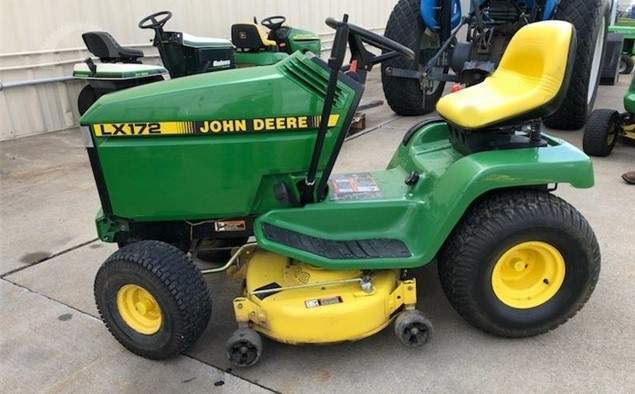 John Deere LX172 Lawn Tractor Maintenance Guide & Parts List