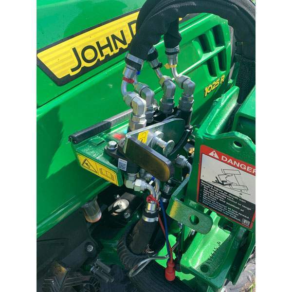John Deere Quick Coupler BXX10283 1023E 1025R 1026R 2025R 2026R